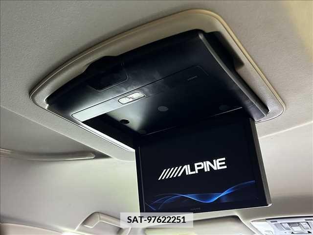 Toyota VELLFIRE 2016-09 338235-4