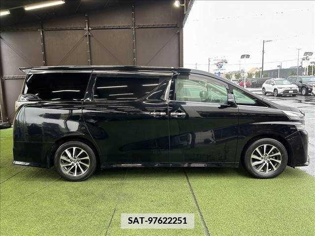 Toyota VELLFIRE 2016-09 338235-14