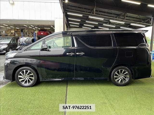 Toyota VELLFIRE 2016-09 338235-13
