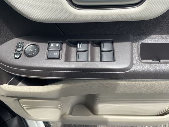 Honda N BOX 2019-03 6147-6
