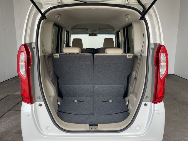 Honda N BOX 2019-03 6147-16
