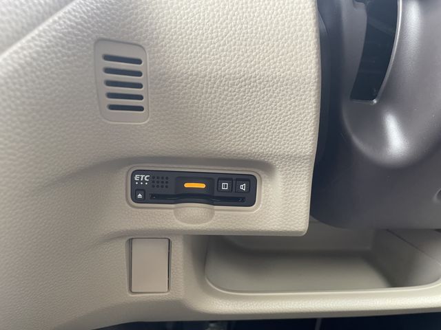 Honda N BOX 2019-03 6147-9