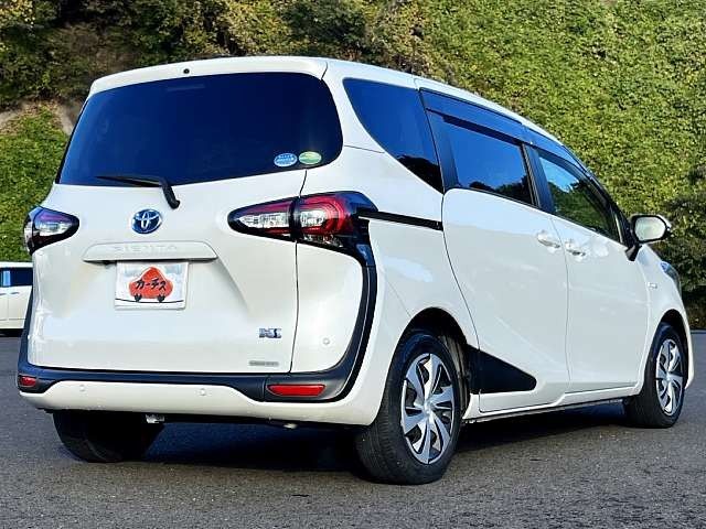 Toyota SIENTA 2019-06 13260-2
