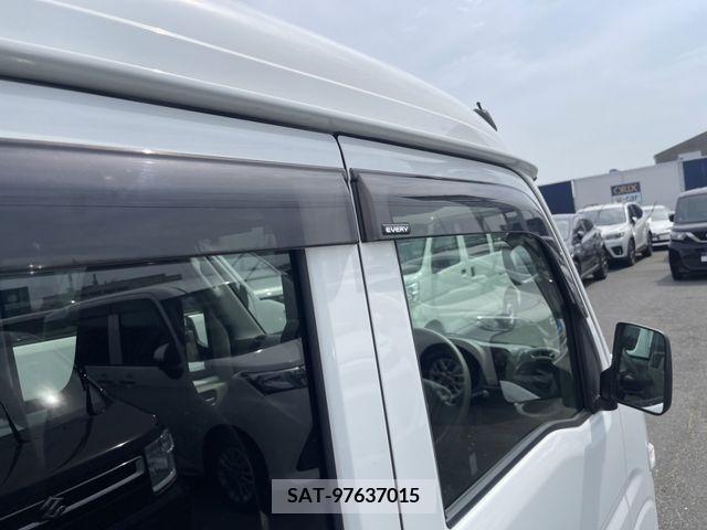 Suzuki EVERY 2020-03 297453-3