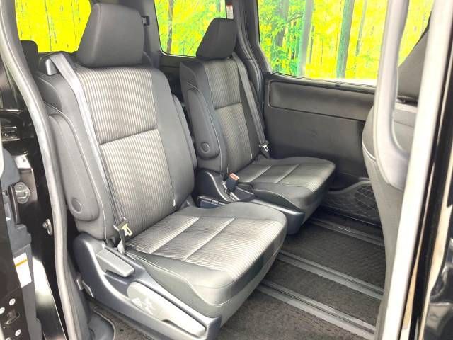 Toyota VOXY 2020-12 17610-9