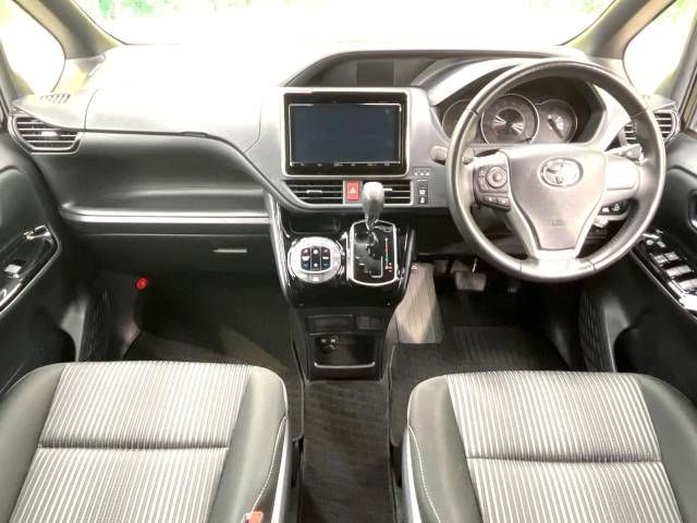 Toyota VOXY 2020-12 17610-1