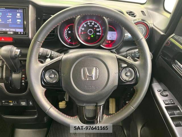 Honda N BOX CUSTOM 2017-09 306805-11