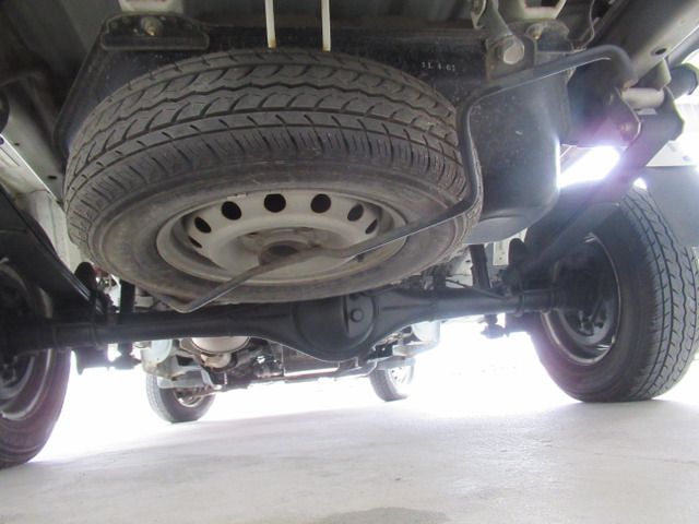 Mitsubishi MINICAB TRUCK 2011-07 14901-19