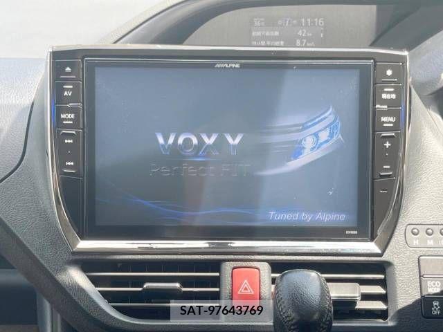 Toyota VOXY 2014-10 394998-2
