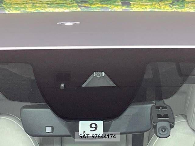 Mazda CX-30 2021-09 302114-2