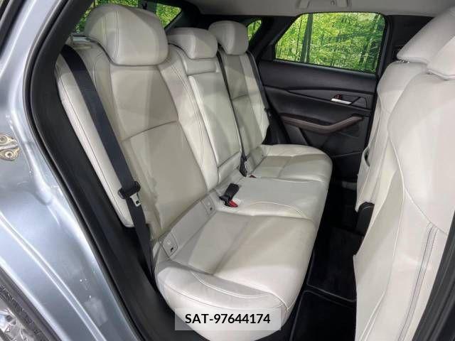 Mazda CX-30 2021-09 302114-9