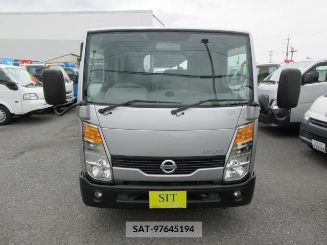 Nissan ATLAS 2018-07 260810-1
