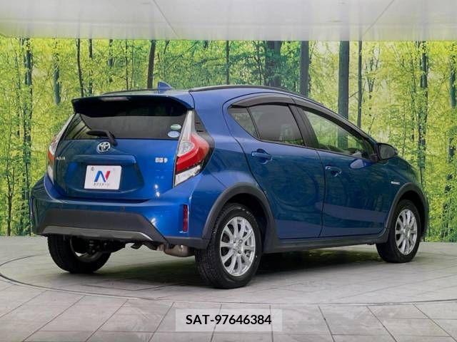 Toyota AQUA 2017-08 218672-17