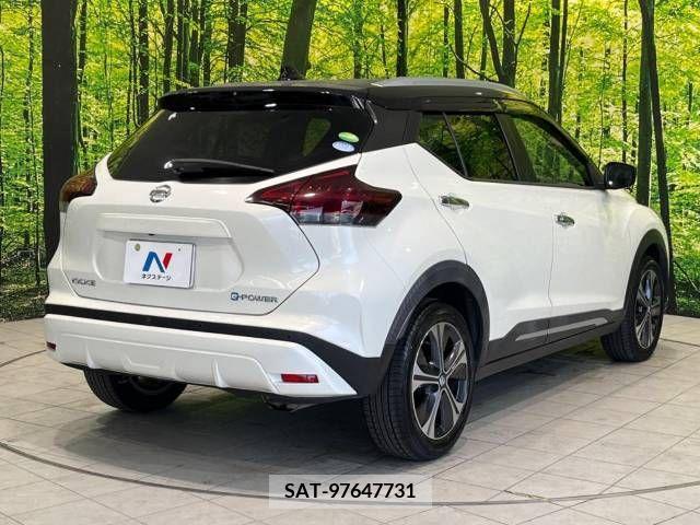 Nissan KICKS 2021-10 362279-18