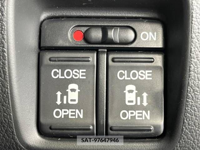 Honda N BOX CUSTOM 2014-08 306561-5