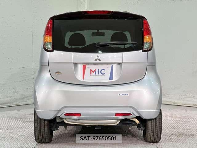 Mitsubishi I 2009-10 324013-9