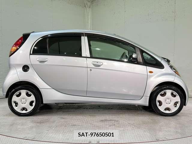 Mitsubishi I 2009-10 324013-7