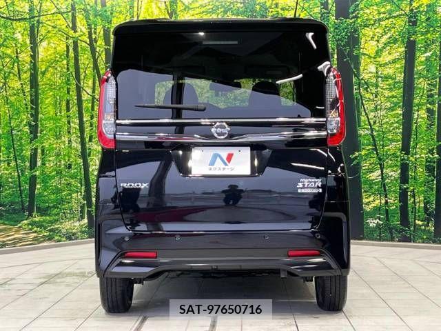 Nissan ROOX 2021-10 334314-15