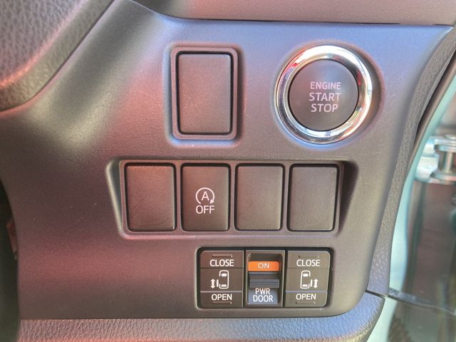 Toyota VOXY 2016-11 27674-23