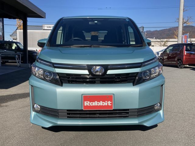 Toyota VOXY 2016-11 27674-1