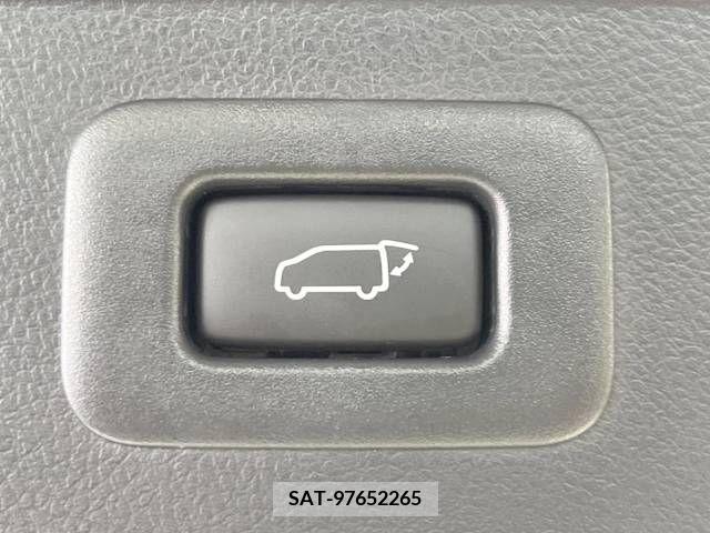 Toyota ALPHARD 2022-06 279780-7