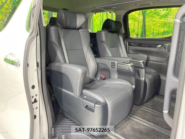 Toyota ALPHARD 2022-06 279780-9