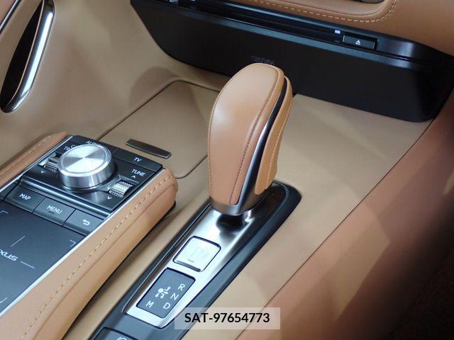 Lexus LC 2017-07 275452-9