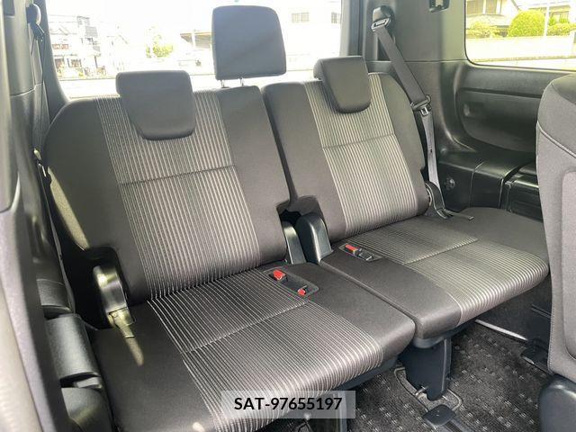 Toyota VOXY 2019-02 321611-18