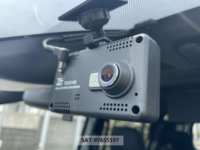 Toyota VOXY 2019-02 321611-7