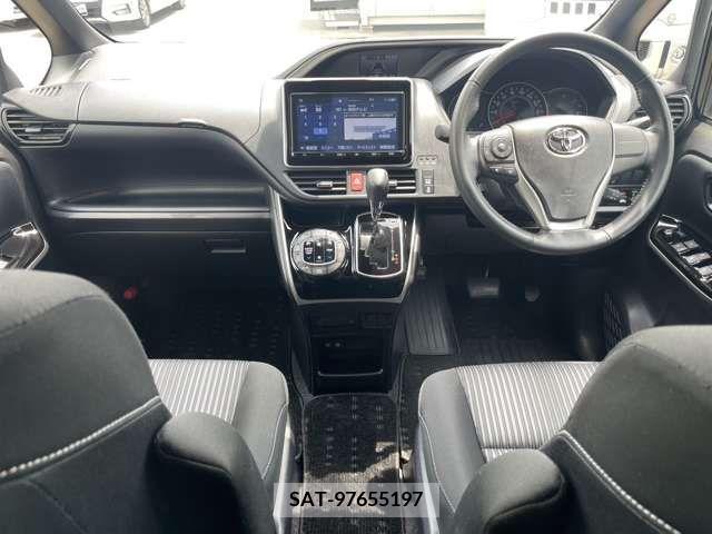 Toyota VOXY 2019-02 321611-6
