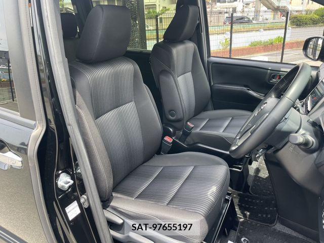 Toyota VOXY 2019-02 321611-14
