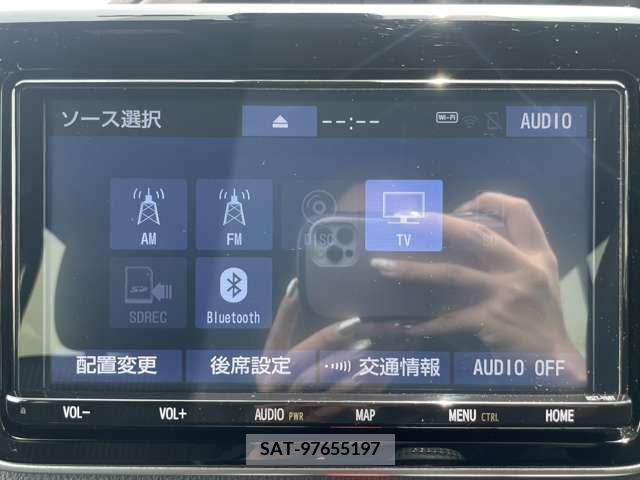 Toyota VOXY 2019-02 321611-11