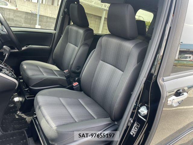 Toyota VOXY 2019-02 321611-15