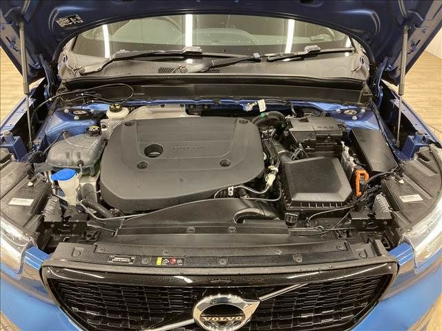 Volvo XC40 2021-02 23105-17