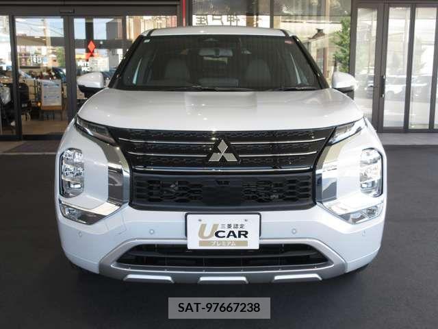 Mitsubishi OUTLANDER PHEV 2023-09 365901-1