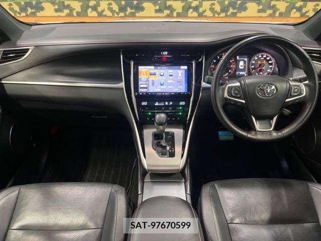 Toyota HARRIER 2017-08 331775-1