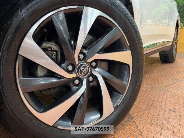 Toyota HARRIER 2017-08 331775-13