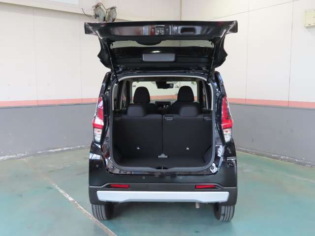 Mitsubishi EK X 2019-05 16413-7