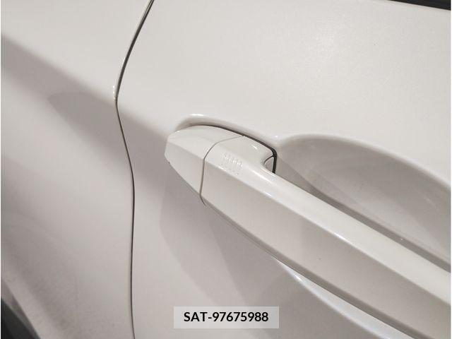 Bmw X1 2018-12 330865-11