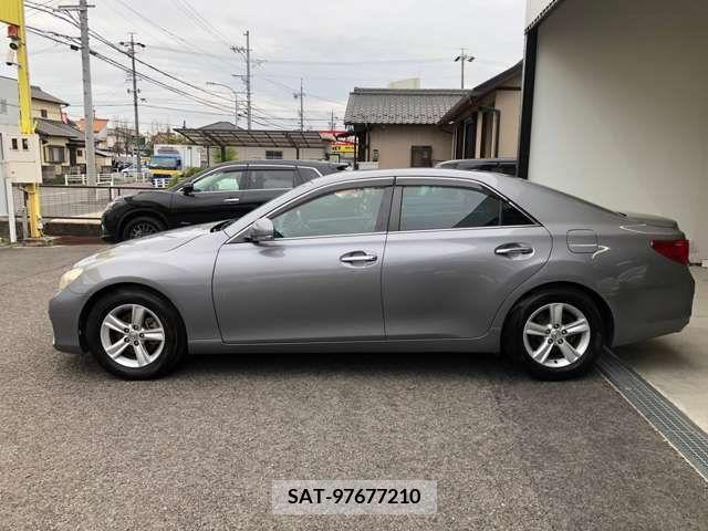 Toyota MARK X 2012-02 373631-11