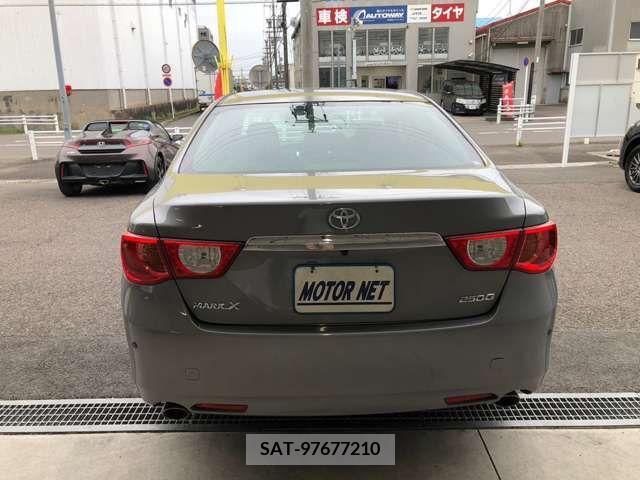 Toyota MARK X 2012-02 373631-9