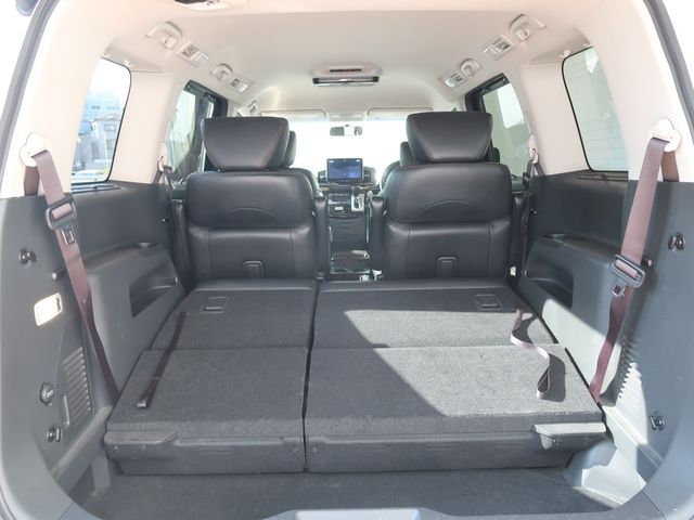 Nissan ELGRAND 2018-11 193475-11