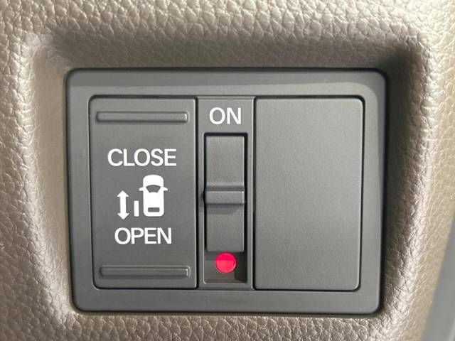 Honda N BOX 2022-05 188521-5