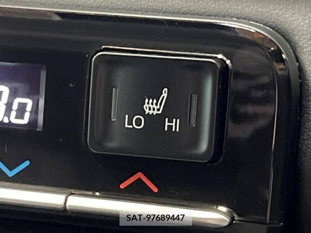 Toyota VOXY 2023-10 289030-7