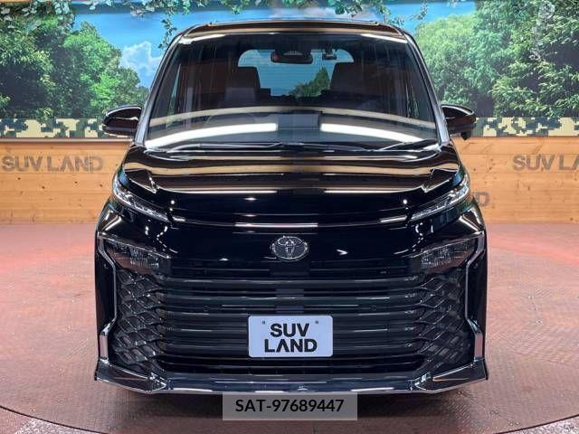 Toyota VOXY 2023-10 289030-16