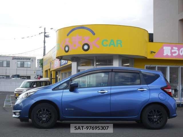 Nissan NOTE 2018-12 378135-17