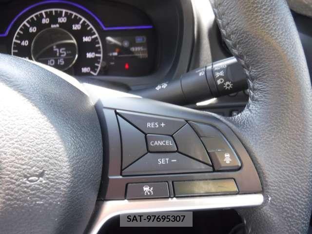 Nissan NOTE 2018-12 378135-6