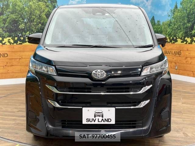 Toyota NOAH 2023-04 209595-14
