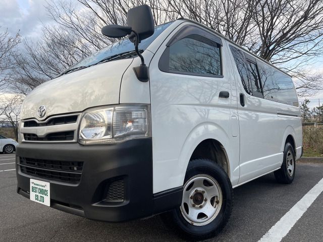 Toyota REGIUSACE VAN 2010-11 1127-3