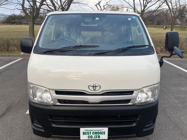 Toyota REGIUSACE VAN 2010-11 1127-6